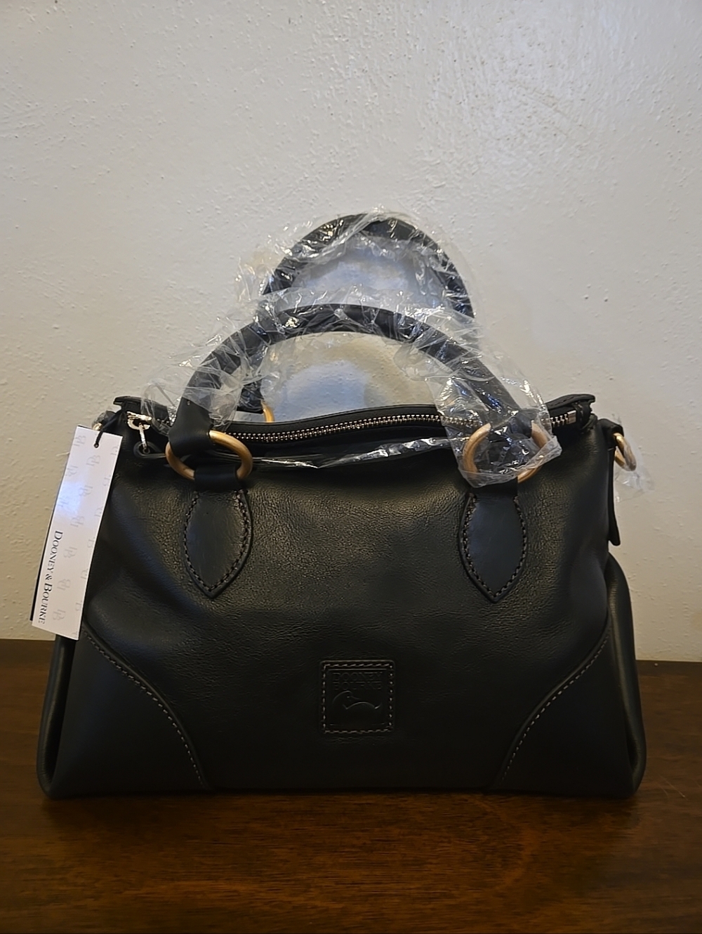 Dooney & Bourke Florentine Satchel 30 Black Orig Packaging $458 NWT - Picture 2 of 11